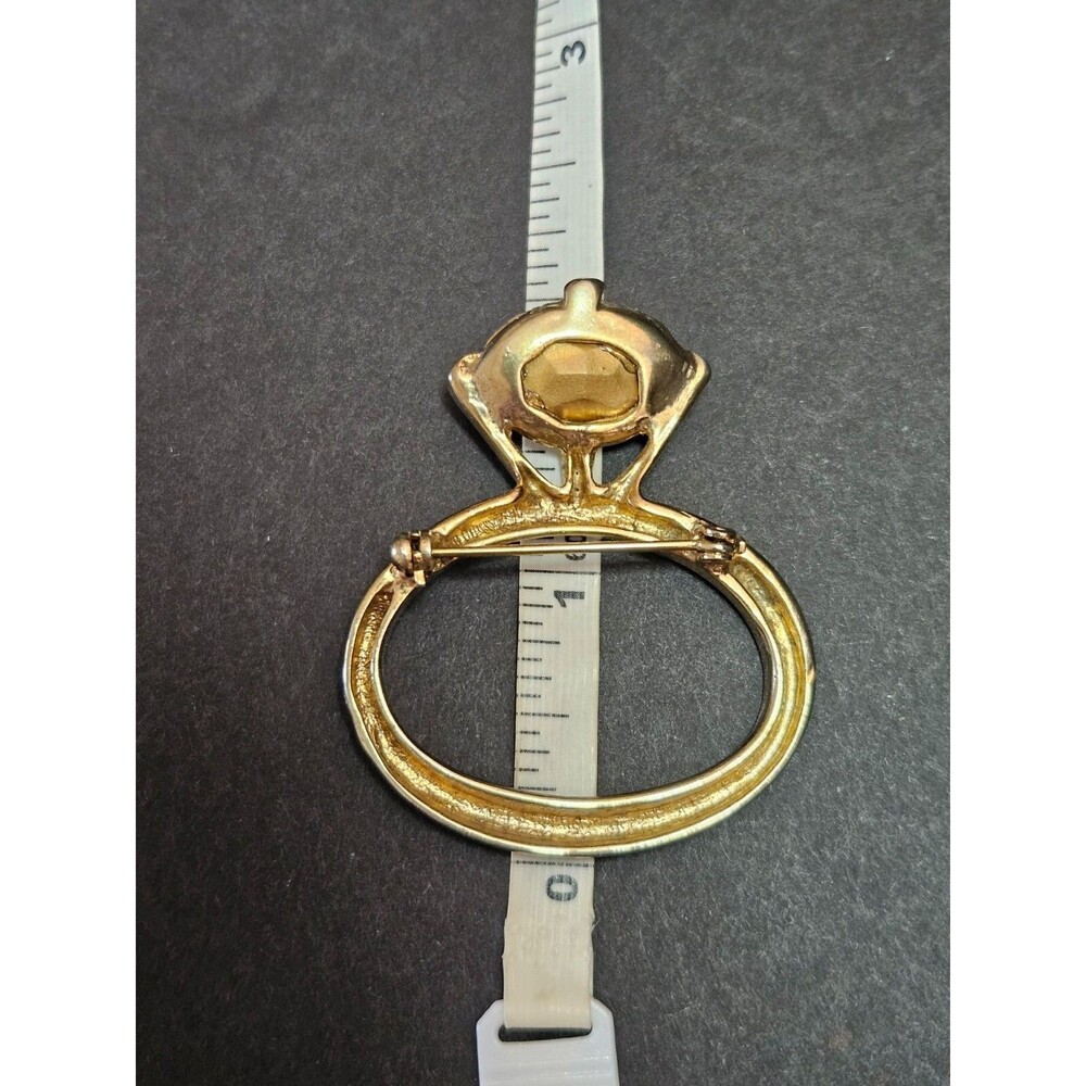 Vintage Gold Tone Solitaire Engagement Ring Brooch - Picture 8 of 9